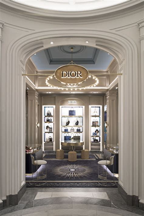 dior retailer|where are dior stores located.